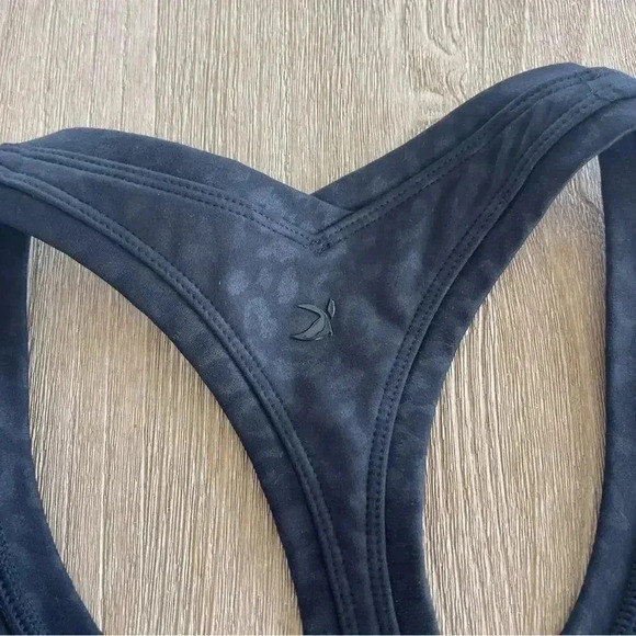 Glyder Notch Sports Bra in Black Leopard Gloss L - Picture 8 of 9